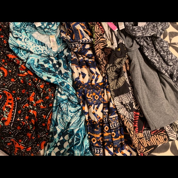 Lularoe Bundle - 4 tops XXS & 6 OS leggings!!! - Picture 6 of 8